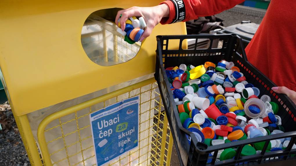 Humanitarian action “Insert a bottle cap for an expensive medicine!” in recycling yards